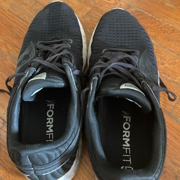 Saucony mesh trainers - Picture 3 of 4